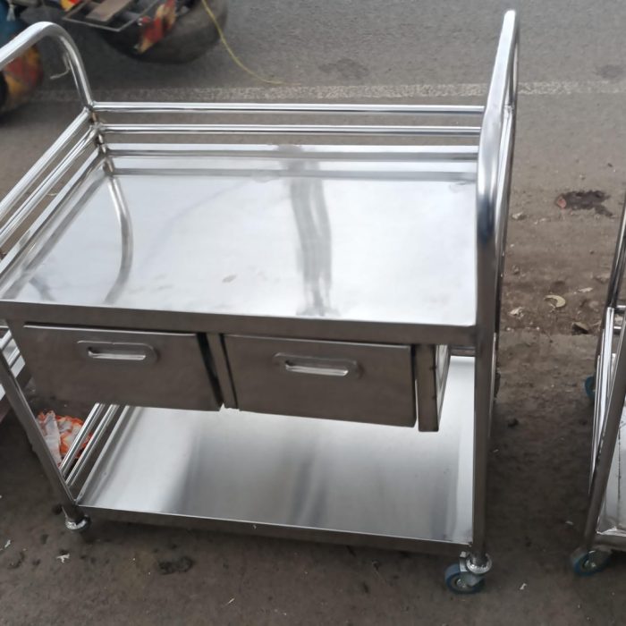 8bd69ef4-0325-4f02-abfa-9180ea15b404.jpg Trolley with drawers