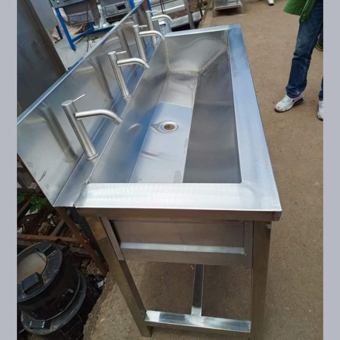 Hand wash scrub sinks